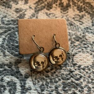 Handmade shepherd’s hook skull earring set NWOT